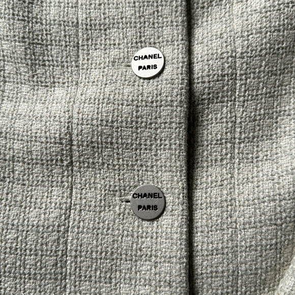 Chanel Vintage Tweed Cream Light Gray Wool Blend Long Sleeve Jacket | Sz 8 EU40 - Picture 4 of 9